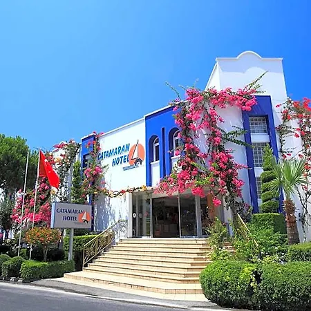 Catamaran Hotel 2*